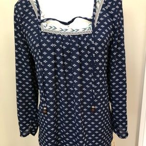 Brand New with tags Rewind Blouse size Medium!